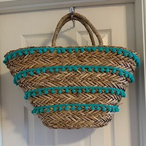 Stylish Straw Tote with Teal Accents